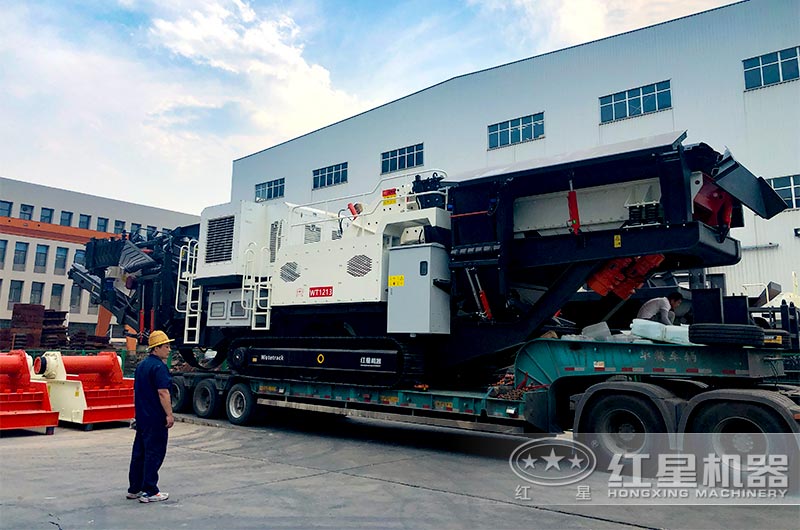 履带移动式反击破碎机发货 履带移动式反击破碎机发货