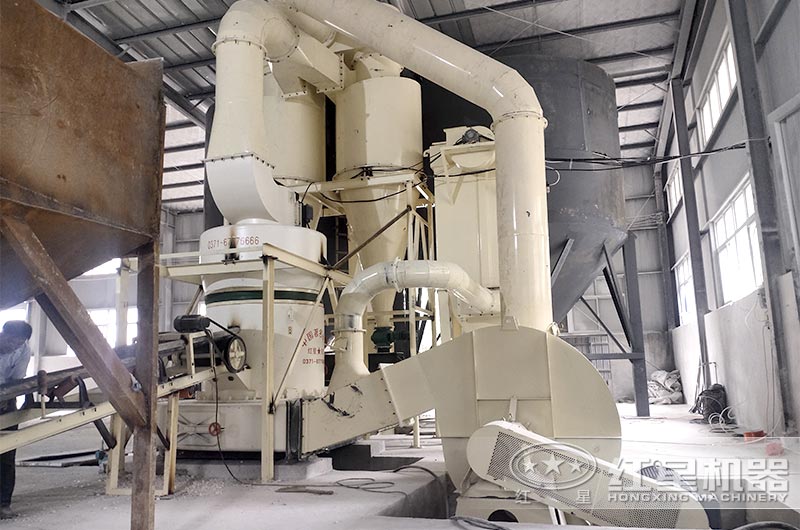 石粉磨粉机生产车间 石粉磨粉机生产车间