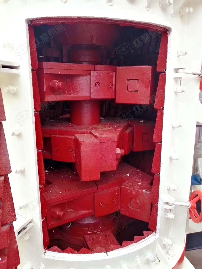 立式制砂机锤头实拍 立式制砂机锤头实拍