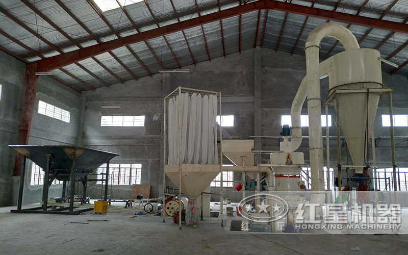 磨粉现场 磨粉现场