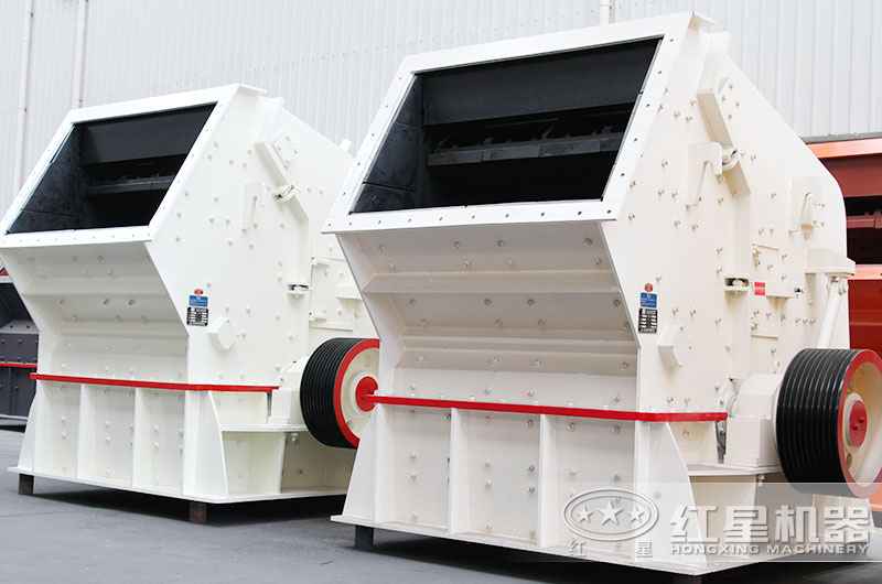 煤矸石中碎反击式破碎机