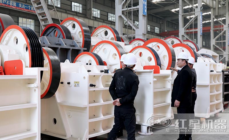 客户来厂参观考察花岗岩粉碎设备 客户来厂参观考察花岗岩粉碎设备