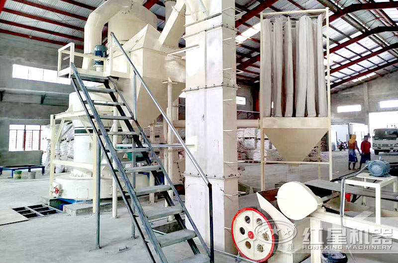 蛭石加工生产现场 蛭石加工生产现场