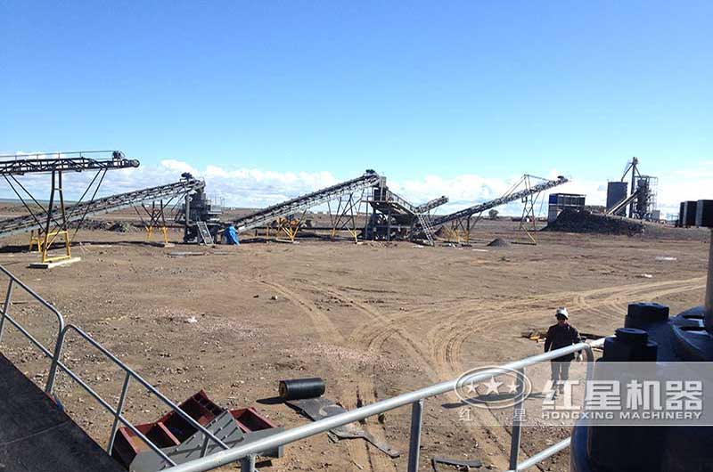 铁矿石破碎现场 铁矿石破碎现场