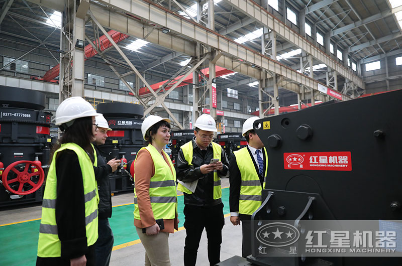 客户来厂考察设备