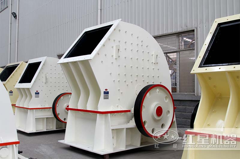 PCZ型重锤式破碎机 PCZ型重锤式破碎机