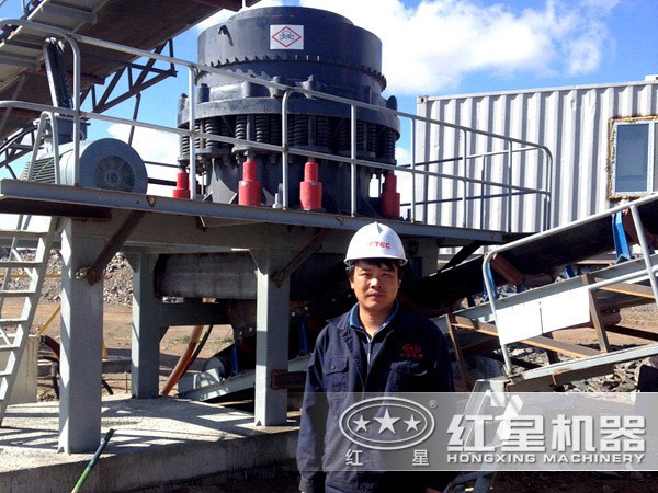 1100tph圆锥破碎机结构现场图 1100tph圆锥破碎机结构现场图