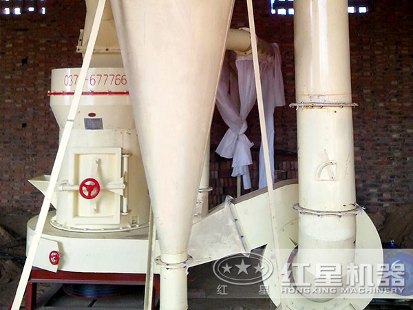 滑石磨粉机现场图 滑石磨粉机现场图