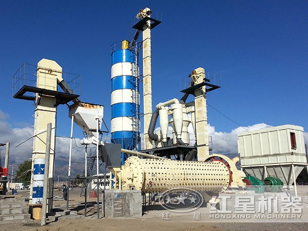 干式球磨机---客户现场 干式球磨机---客户现场