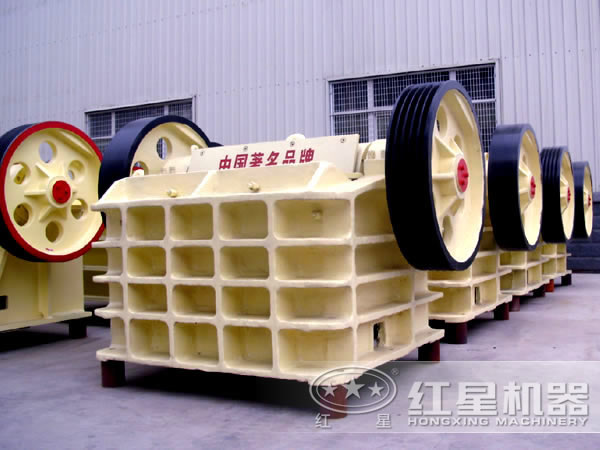 铸钢颚式破碎机 铸钢颚式破碎机