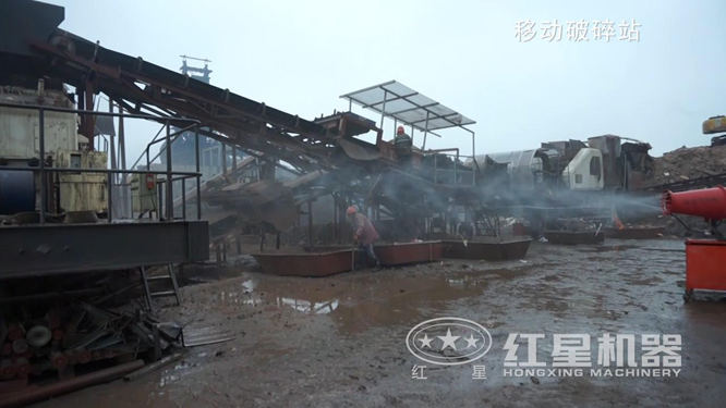 移动式建筑垃圾破碎机 移动式建筑垃圾破碎机