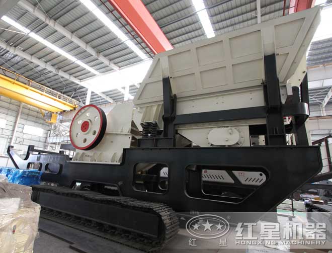 新型履带式移动破碎站成功下线了 新型履带式移动破碎站成功下线了
