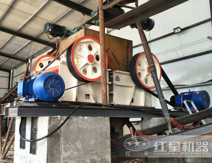 细颚破机安装现场 细颚破机安装现场