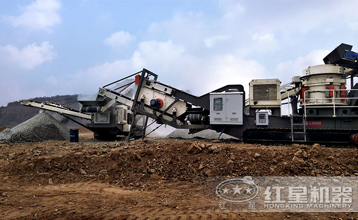 履带移动制沙现场 履带移动制沙现场