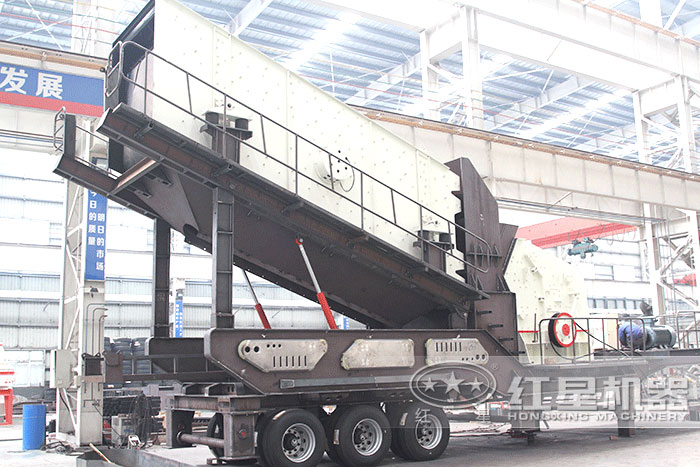 “多功能”移动碎石机器搭载反击破碎机 “多功能”移动碎石机器搭载反击破碎机