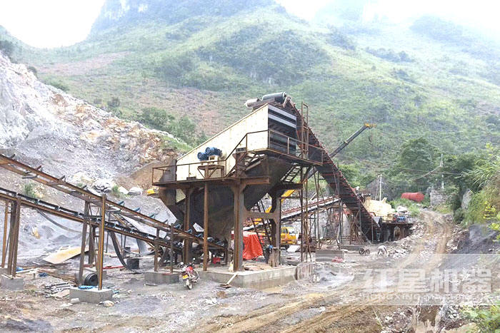 PF1214反击破与振动筛配合作业 PF1214反击破与振动筛配合作业