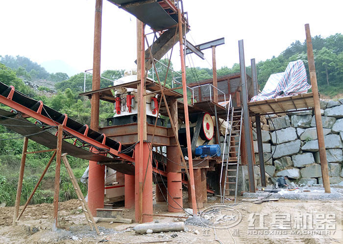 鄂式破碎机、圆锥破碎机安装现场
