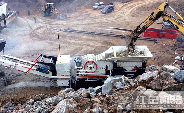 履带式移动颚式破碎机破碎站 履带式移动颚式破碎机破碎站