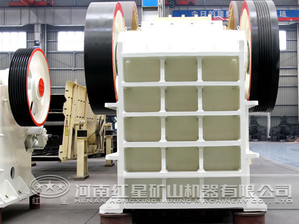 河南选购一台银矿破碎机多少钱呢？